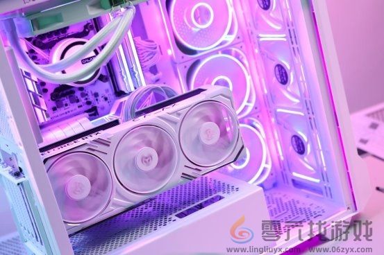 支持DLSS4，从“新”出发|影驰GeForce RTX 5080金属大师OC系列测评(图15)